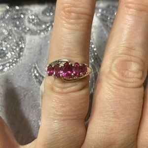 JTV vintage S/S 1.26 CTW, pink and white topaz accent ring!